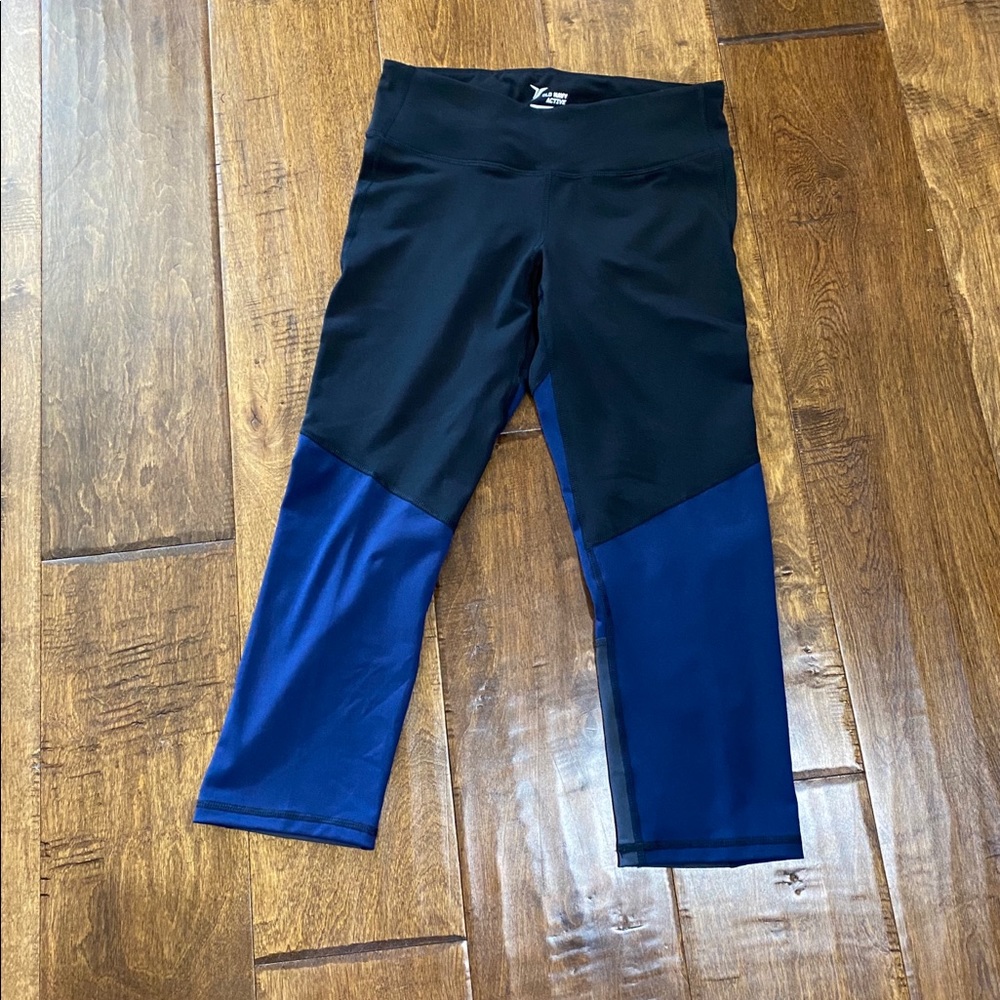 Old navy cropped leggings